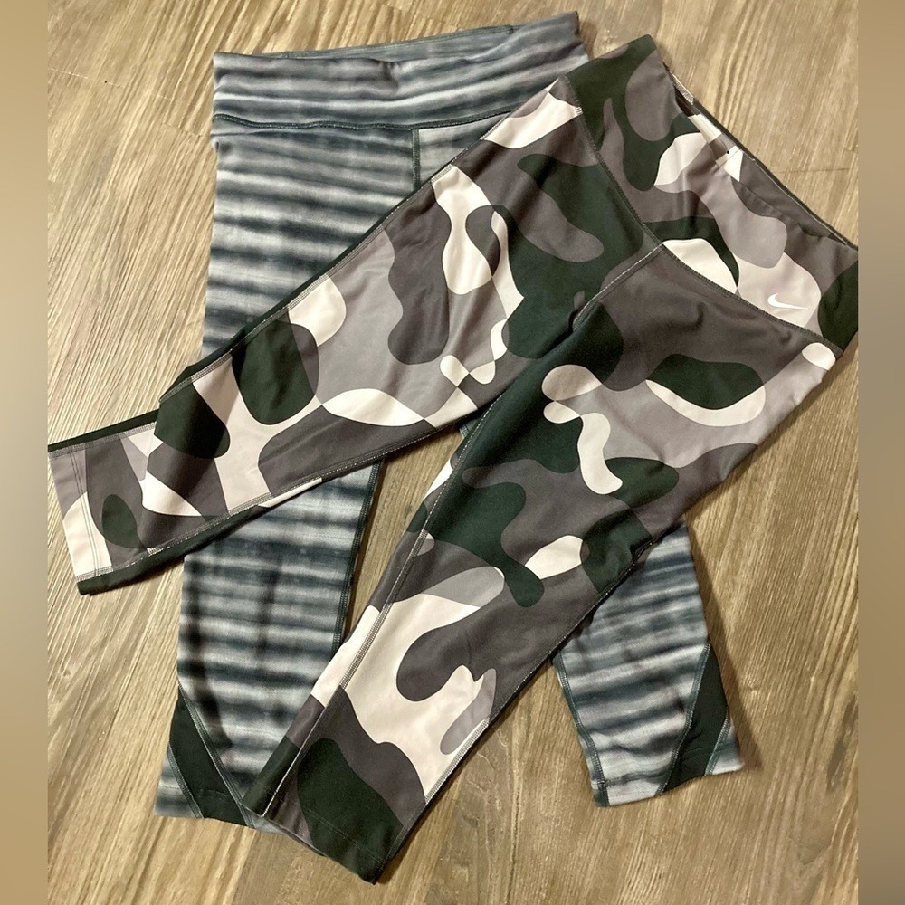 2 Pair Under Armour & Nike Dri-Fit Women's Small Leggings